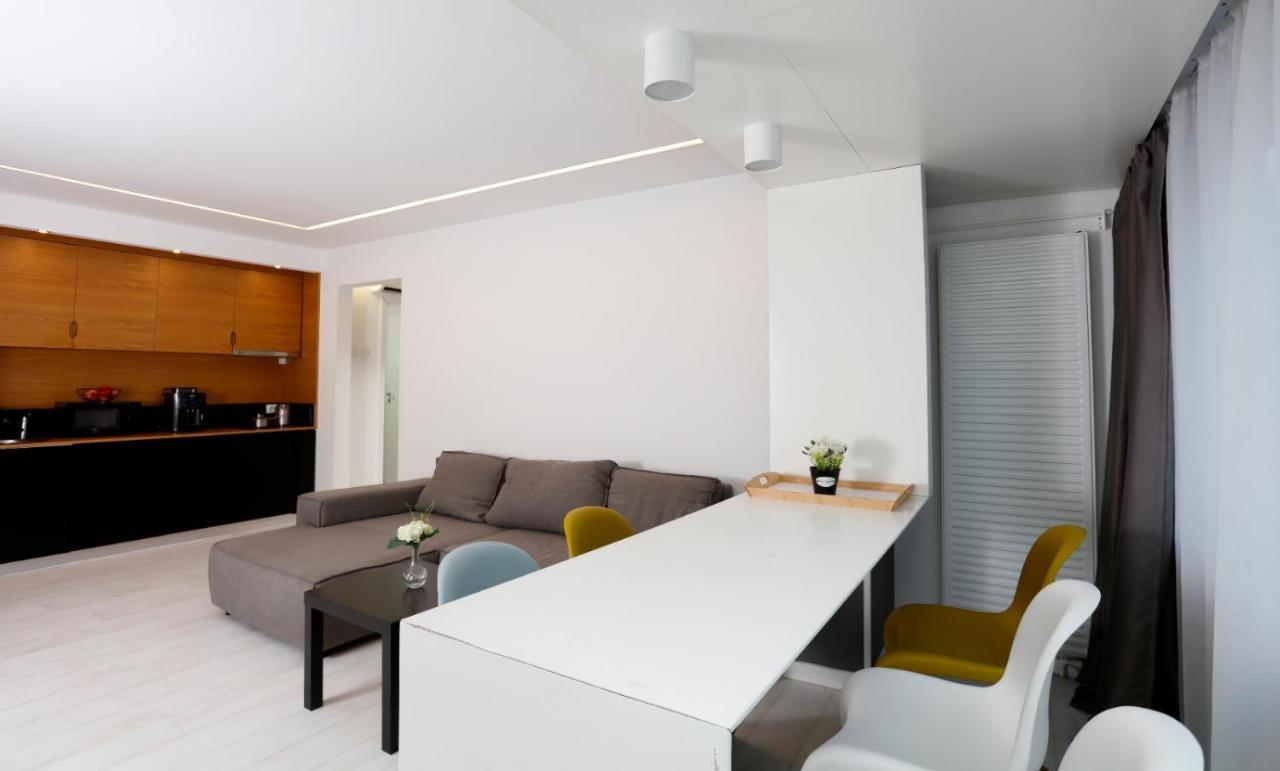 Platinum Apartment With 2 Bedrooms Букурещ Екстериор снимка