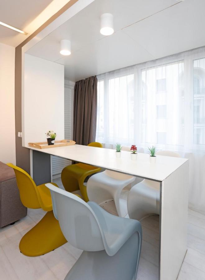 Platinum Apartment With 2 Bedrooms Букурещ Екстериор снимка